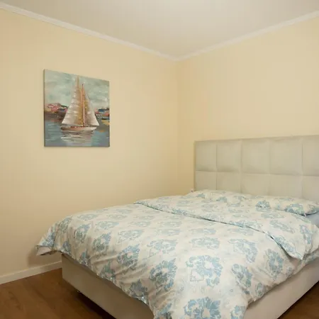 Aparthotel Free Parking - Flex By Circle Tirana