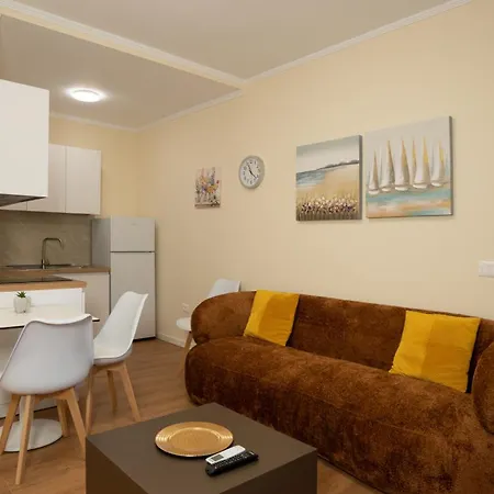 Aparthotel Free Parking - Flex By Circle 4*